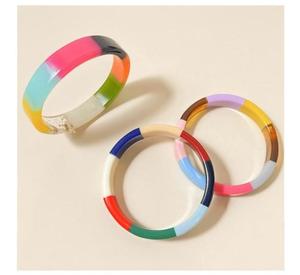 กำไลข้อมือเรซินหลากสีที่ทันสมัยสำหรับผู้หญิงของขวัญวันแต่งงานสำหรับเพื่อนในราคาที่ดีที่สุด - Product Image 5