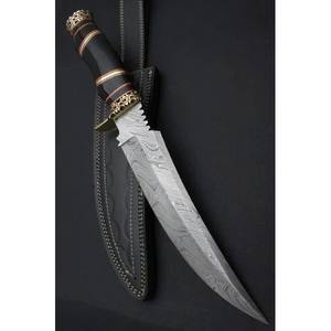 Cuchillo Bowie de caza de acero de Damasco hecho a mano personalizado con mango de cuerno de agarre cómodo compatible con OEM - Product Image 3