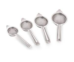 Juego de 4 Coladores de Cocina de Acero Inoxidable, Coladores de Malla Fina para Cocinar, Hornear, Filtrar Té/Café, Caja de Metal Incluida - Product Image 1