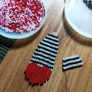 2025ใหม่ต่างหูลูกปัดโบฮีเมียนสีสันสดใสทำด้วยมือเครื่องประดับชาติพันธุ์ยาวลดลงสำหรับผู้หญิงสไตล์อินเทรนด์สำหรับงานแต่งงานโดยงานฝีมือ - Product Image 4