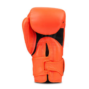 Gants de boxe confortables de conception sur mesure en gros à bas prix Gants de boxe respirants légers - Product Image 5