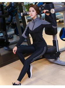 Nouveau design de haute qualité en polyester confortable et sexy manteau pantalon soutien-gorge short t-shirt yoga fitness femme costume - Product Image 4