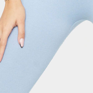 Conjunto de Pantalones de Yoga para Mujer de Alta Calidad, Estampados, Material de Poliéster/Nailon, Cintura Alta Elástica, Transpirables y de Secado Rápido - Product Image 6