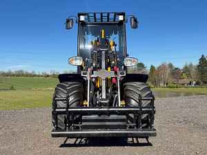 Chargeuse sur pneus JCB 403 Plus Chargeuse compacte avec moteur diesel et haute performance hydraulique - Product Image 3