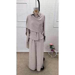 Conjunto de Dos Piezas para Mujer de Jane: Blusa Elegante de Manga Larga con Detalle de Chal y Pantalones de Corte Clásico, Atuendo Femenino Elegante para Adultas - Product Image 4