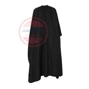 Venta al por mayor capas de peluquero personalizadas delantal de corte de pelo de poliéster para salón - Product Image 3