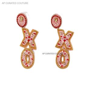 2025อินเทรนด์การออกแบบ XOXO ทำมือลูกปัดต่างหูห่วงที่ทันสมัยปรับแต่งได้ตามต้องการสำหรับเด็กผู้หญิง - Product Image 5