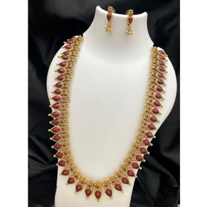 Conjunto de Collar Largo y Pendientes de Latón con Moissanita y Kundan, Diseño Moderno, Calidad Premium, Estilo Sencillo, para Compromiso, Boda o Fiesta - Product Image 1