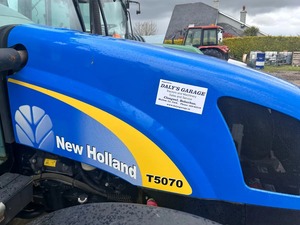 Tracteur agricole à roue T5070 New Hollandd d'occasion disponible à bas prix - Product Image 6