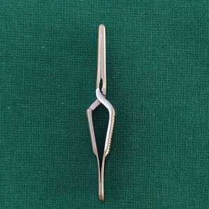 Abrazaderas de Bulldog de acero inoxidable de 2 pulgadas reutilizables para Kit quirúrgico Fuente de alimentación manual esencial para uso hospitalario - Product Image 1