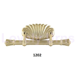 Poignées en laiton, cercueil en bois - Product Image 1