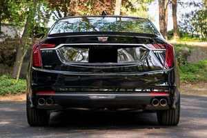 2025 CTS 6-V Voiture Électrique de Luxe à Essence Moteur 4L Transmission Automatique Intérieur Cuir Pneus R18 Gauche AWD Aspire - Product Image 2