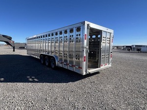 Prix usine Bétail Remorque Volaille Transporter Cochon Boîte Taille Personnalisée et Couleur Cochon Cheval Transport Pas Cher - Product Image 6