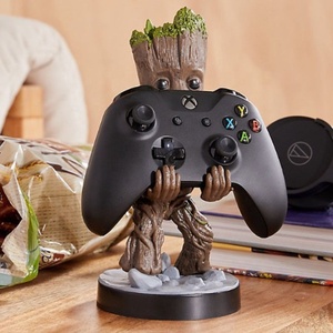 Offre Spéciale bébé Groot support <span class=keywords><strong>pour</strong></span> téléphone portable arbre homme support de contrôleur de jeu <span class=keywords><strong>pour</strong></span> PS4 <span class=keywords><strong>pour</strong></span> PS5 <span class=keywords><strong>pour</strong></span> Xbox - Product Image 3