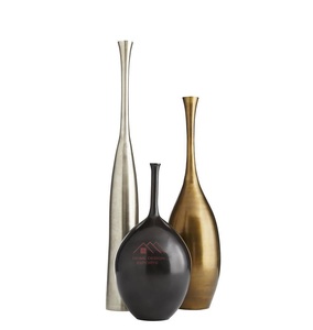 Ensemble de 3 vases en métal aluminium Décoration de table Vase de luxe à prix de gros - Product Image 1