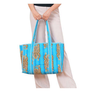Sac fourre-tout en coton 100% fait main à imprimé tigre pour femmes, style indien matelassé, broderie ethnique, mode quotidienne, fermeture ouverte, tout usage - Product Image 1