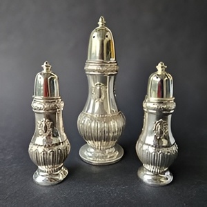 Molinillos de pimienta de Metal pulido de plata rústica moderna Contenedores de Salero de pimienta con estilo para organizador de almacenamiento de utensilios de cocina - Product Image 6