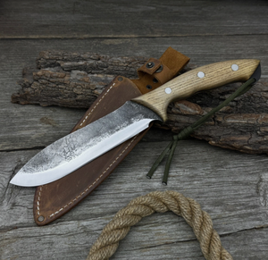 Vente en gros personnalisé OEM ODM Coutellerie Couteau en acier 1095 fait à la main avec manche en bois de frêne et étui en cuir véritable - Product Image 4