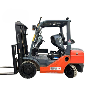 รถยกไฟฟ้าโตโยต้ามือสอง รุ่น 62-8FDN30 รับน้ำหนัก 3000 กก. สำหรับงานหนัก ยกพาเลท ขนย้ายวัสดุในคลังสินค้า - Product Image 1