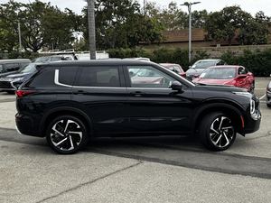 ใช้2024 Mitsu-Bishi Outlander SEL AWD-ซื้อ2024 mitsubi-Shi Outlander SEL AWD