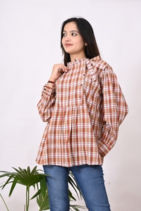 เสื้อผ้าฝ้ายลายตารางสไตล์ผู้หญิง คอวี แขนยาว จับจีบด้านข้าง ติดกระดุม ระบายอากาศได้ดี เป็นมิตรกับสิ่งแวดล้อม ราคาโรงงาน - Product Image 3