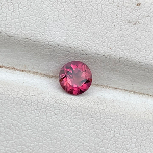 Forma redonda de turmalina Natural de 5MM, excelente corte y calidad de Color, piedra preciosa de turmalina Natural para hacer joyas de 0,53 quilates. - Product Image 1