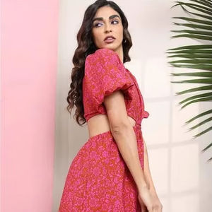 ¡Vestido bohemio de algodón indio hecho a mano para mujer, ropa de fiesta de verano con estampado floral, tela tejida transpirable a la venta! - Product Image 1