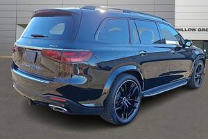 รถยนต์เมอร์เซเดส-เบนซ์ GLS 580 4MATIC Turbo ปี 2024  ตกแต่งภายในด้วยหนัง  ล้อแม็ก R20 สีดำ  ขับเคลื่อนล้อซ้าย - Product Image 5