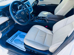 ใช้แล้ว LHD/RHD 2013 T0Y0TA AVAL0N XLE - Product Image 2