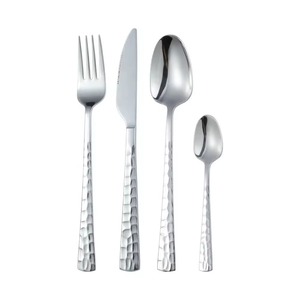 Ensemble de couverts fiable pour les repas quotidiens et les célébrations, finition métallique lisse, sensation fraîche et confortable au toucher - Product Image 3