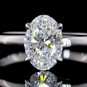 Anillo de Compromiso Solitario Ovalado de Oro Blanco de 14K con 1.10 Quilates, Joyería de Diamantes Nupcial de Lujo Hecha a Mano - Product Image 1