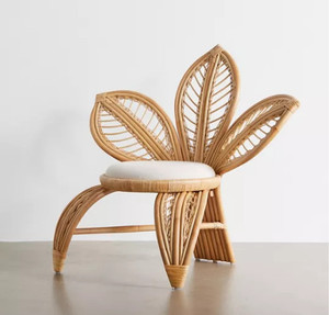 Silla de Ratán de Diseño Moderno y Único con Respaldo de Flores, Silla de Ratán Vintage con Forma de Flor - Product Image 3