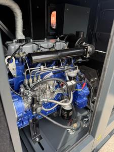 Générateur diesel silencieux de type conteneur 25 kVA, unité industrielle 230 V/400 V 50/60 Hz, refroidissement par eau pour moteur, alternateur ATS mobile - Product Image 4