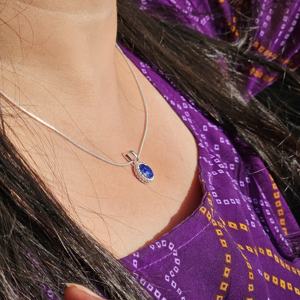 Petit pendentif rond en saphir de style religieux en argent Pendentifs fins et breloques pour enfants - Product Image 1