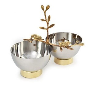 Cuenco decorativo de metal con forma de flor de loto dorada para servir frutos secos, para decoración del hogar. - Product Image 3