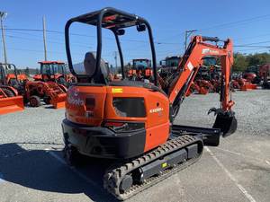 Chargeuse compacte KX033-4 d'occasion de haute qualité avec moteur Kubota, boîte de vitesses, faible nombre d'heures, nouvelle arrivée, conforme aux normes Kawasaki CE EPA, garantie 4 ans - Product Image 3