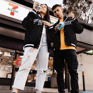 Jersey de béisbol para hombre, uniforme deportivo Hipster Hip Hop de manga corta con botones y logotipo frontal, opción de talla grande para la industria - Product Image 2