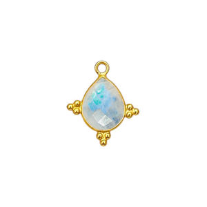 Dije de Plata de Ley Chapado en Oro con Bisel de Piedra Lunar Arcoíris, Dije de Bisel Elegante Hecho a Mano para la Creación de Joyas - Product Image 3