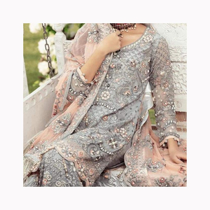 ชุดเดรสมุสลิมปรับแต่งได้สำหรับผู้หญิงชุดเดรสผ้าคอตตอนสไตล์ปากีสถานปักลายปีกค้างคาว - Product Image 1