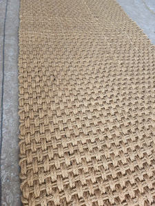 Tapis en fibre de coco de haute qualité, exporté en vrac depuis le Vietnam, avec une liaison durable des fibres et une performance de surface élevée - Product Image 5