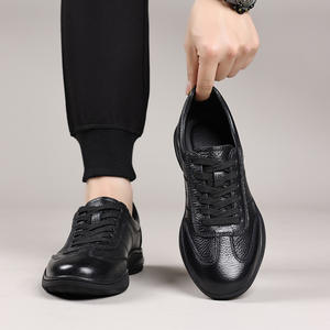 Zapatos Casuales de Último Diseño al por Mayor, Logotipo Personalizado, Suela Suave, Cómodas Zapatillas Deportivas para Mujer - Product Image 1