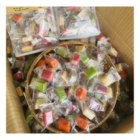 Prix de gros pour les bonbons au coco vietnamiens authentiques, saveur douce de bonbons au coco, mélange de saveurs pandan/taro
