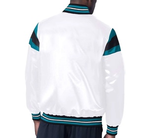 Chaqueta universitaria de satén de dos tonos Chaqueta de béisbol de satén con bordado personalizado Chaqueta universitaria y escolar - Product Image 5