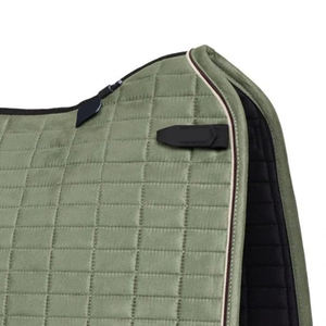 Fournisseur direct d'usine, tapis de selle pour chevaux de dressage, vente en gros, produits équestres élégants et tendance, conception personnalisée de tapis de selle - Product Image 2