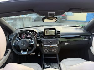 Mercedes-Benz Clase GL 63 S SUV Coupé 2018, Vehículo Ejecutivo, Turbo, Cuero, R18, Transmisión Automática, Interior Claro - Product Image 2