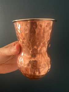 Meilleures ventes 2025 Nouveau design Verres en cuivre Métal écologique poli avec une nouvelle texture Prix de gros pour hôtel et restaurant - Product Image 2