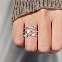 Bagues de fête pour femmes en argent sterling 925 plaqué rhodium avec zircon taille princesse multicouche, vente en gros à faible MOQ