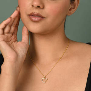 สร้อยคอจี้รูปหัวใจชุบโรเดียมแพลตตินัม ประดับด้วยเพทายและสีโรสโกลด์ - Product Image 3