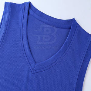 Ropa de baloncesto de alta calidad hecha a medida para hombre, uniforme de llegada a precio barato, servicio OEM hecho en Pakistán - Product Image 2