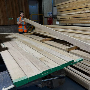 Madera de Teca Barata - Troncos Redondos, Troncos de Madera Swan en Venta al por Mayor - Product Image 1